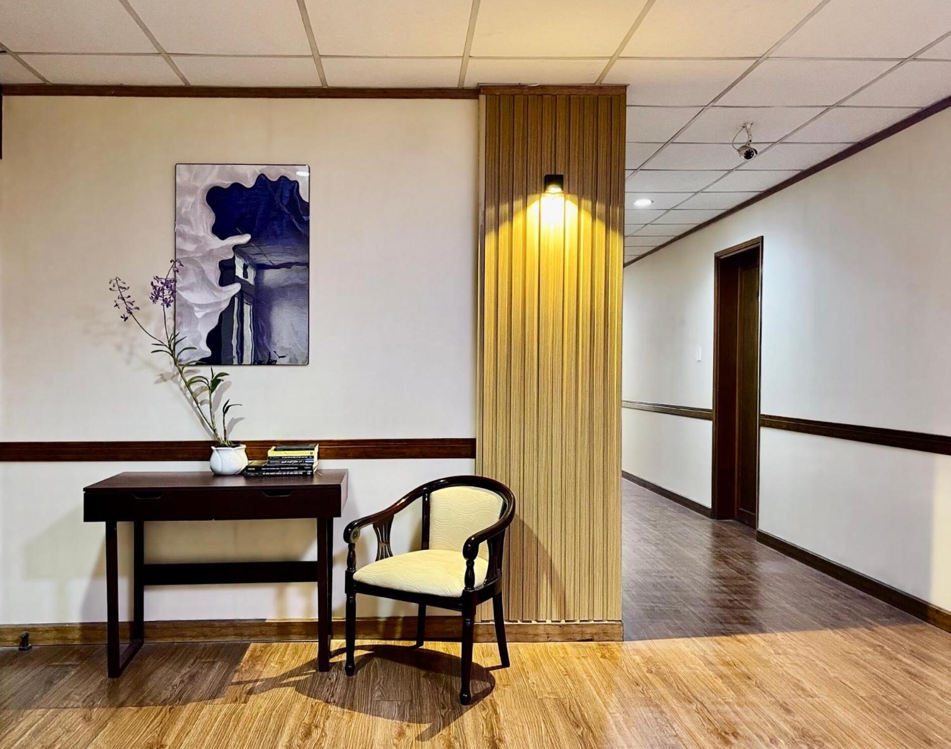Dong Xuyen Hotel Long Xuyên Екстериор снимка