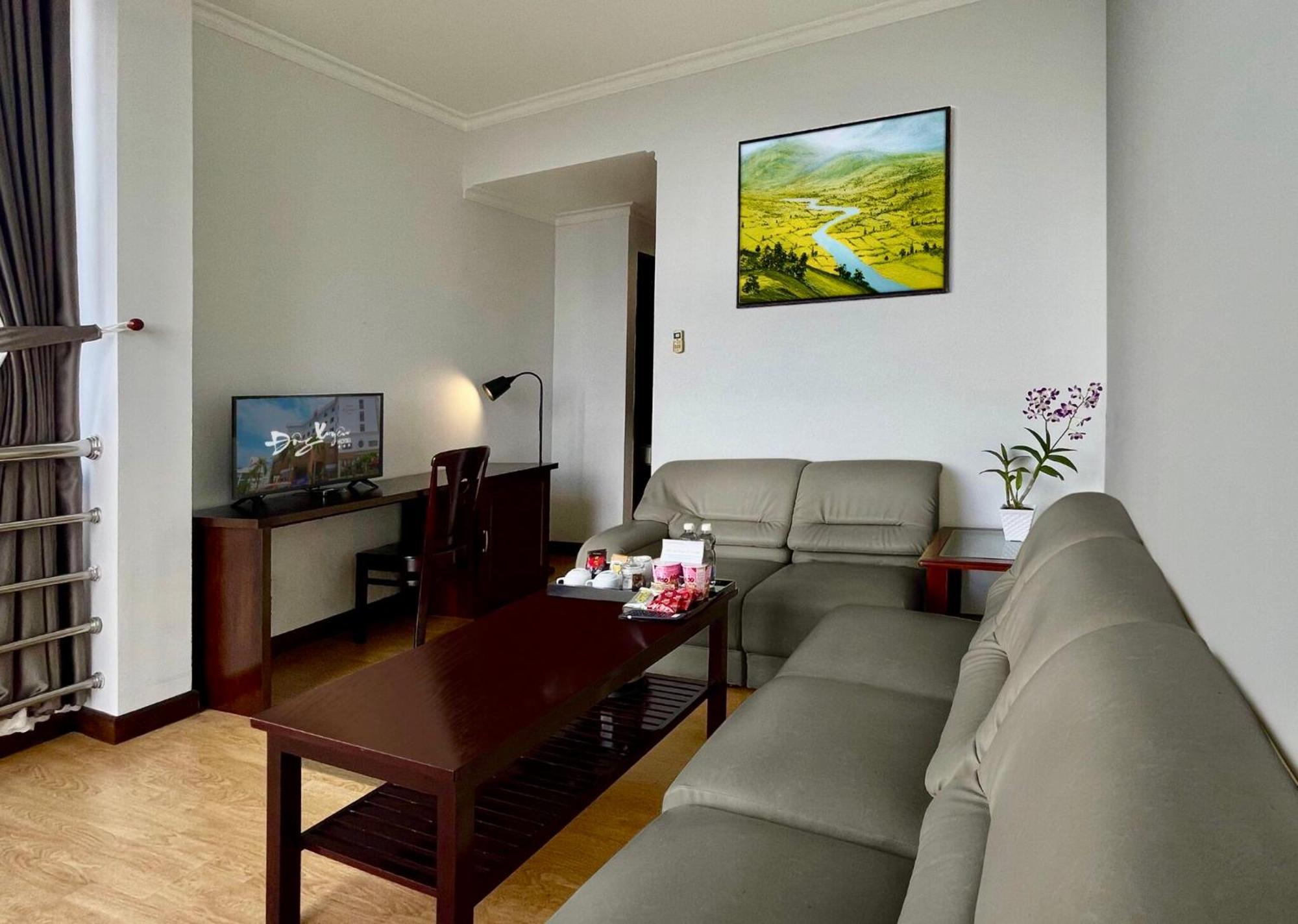 Dong Xuyen Hotel Long Xuyên Екстериор снимка