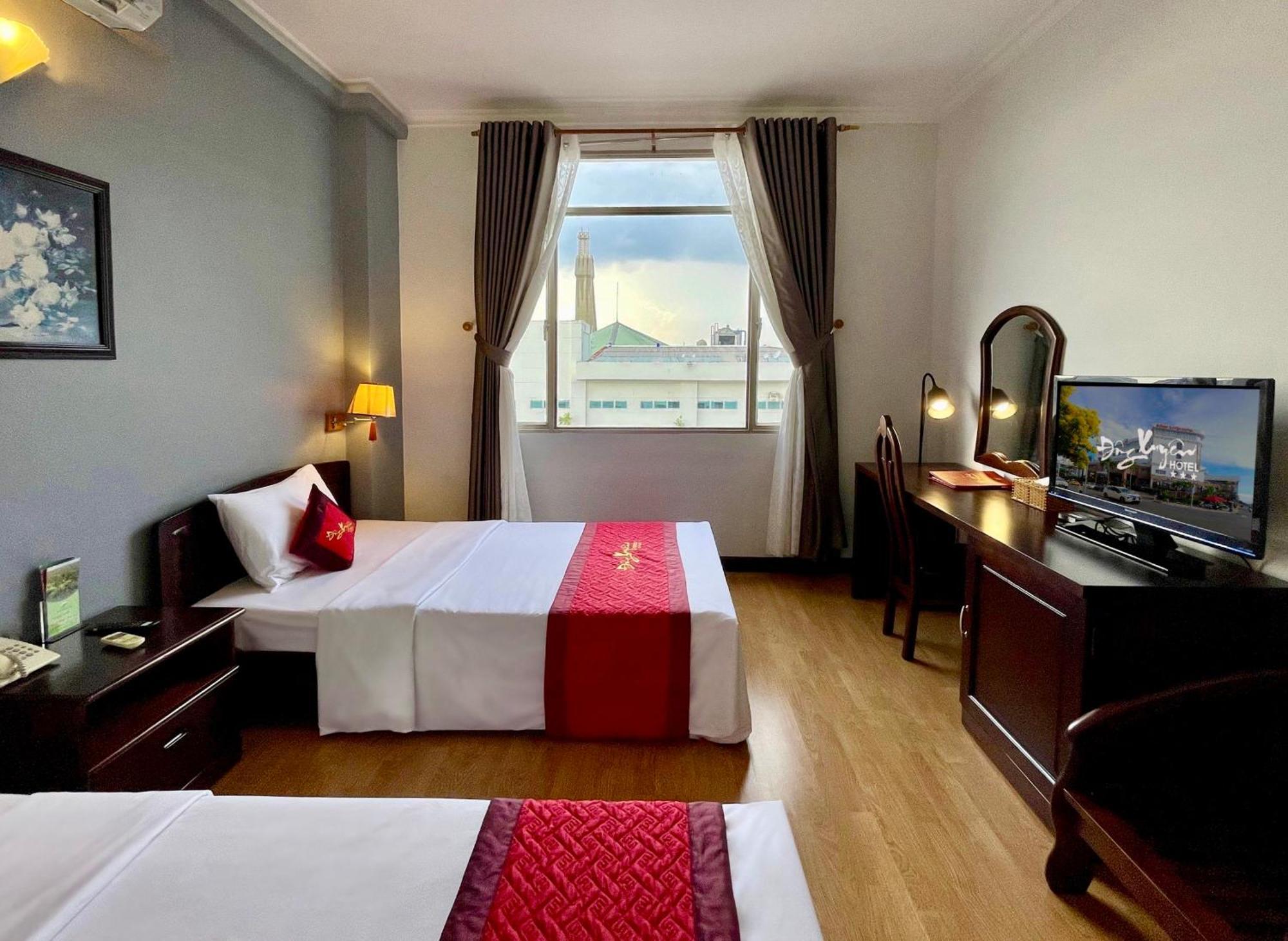 Dong Xuyen Hotel Long Xuyên Екстериор снимка