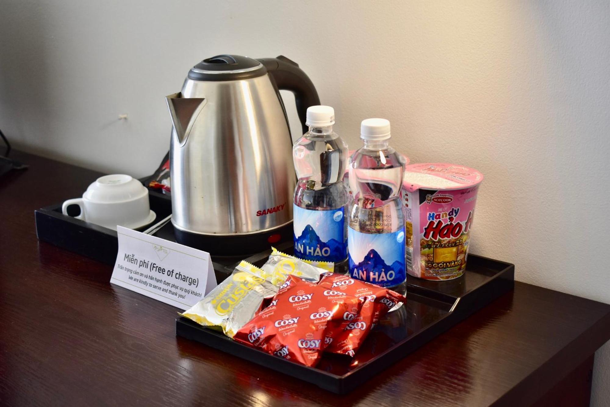 Dong Xuyen Hotel Long Xuyên Екстериор снимка